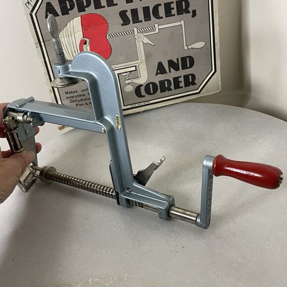 VTG Norpro Apple Master Apple Peeler Parer Corer & Slicer Original Box - Picture 8 of 14